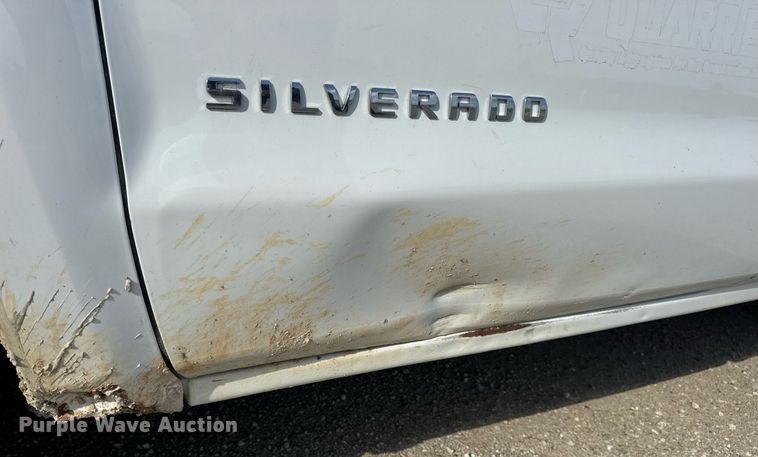 image for item EN4619 2018 Chevrolet Silverado 1500 pickup truck