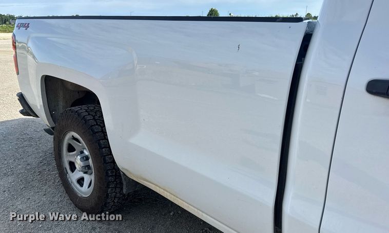 image for item EN4619 2018 Chevrolet Silverado 1500 pickup truck