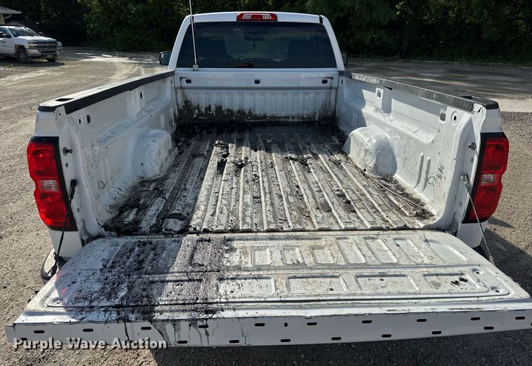 image for item EN4619 2018 Chevrolet Silverado 1500 pickup truck