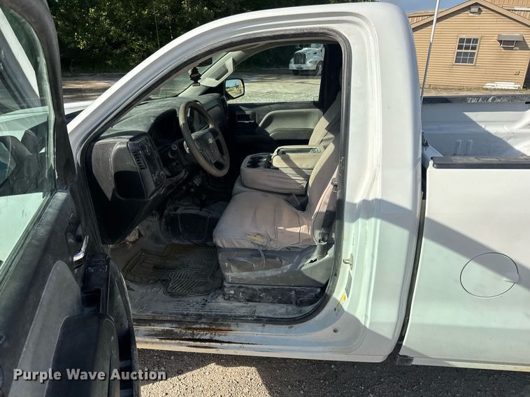 image for item EN4619 2018 Chevrolet Silverado 1500 pickup truck