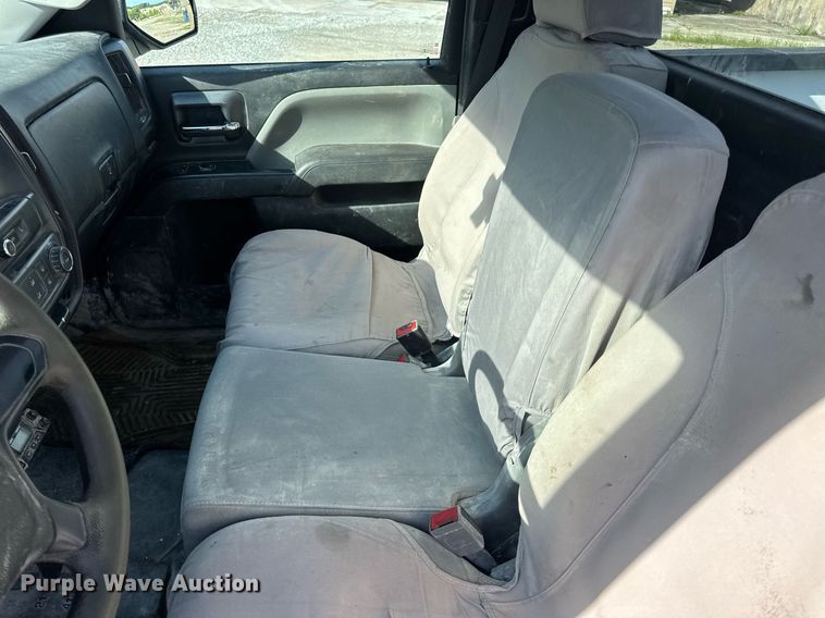 image for item EN4619 2018 Chevrolet Silverado 1500 pickup truck