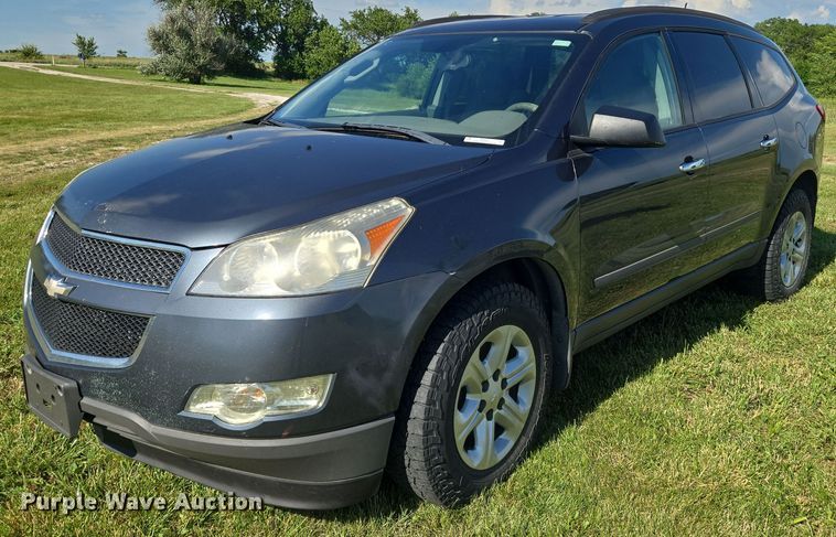 image for item EN8201 2012 Chevrolet Traverse LS SUV