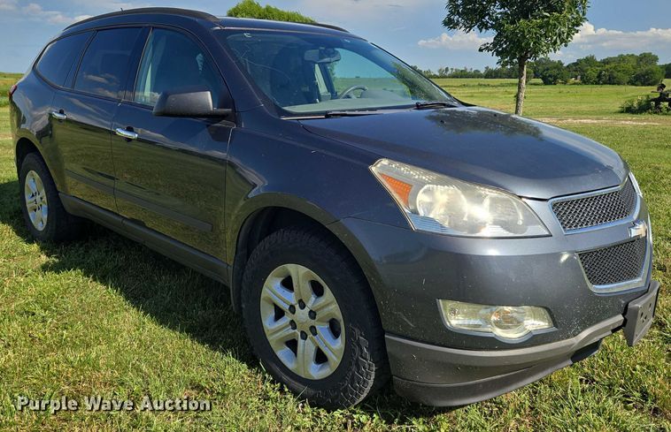 image for item EN8201 2012 Chevrolet Traverse LS SUV