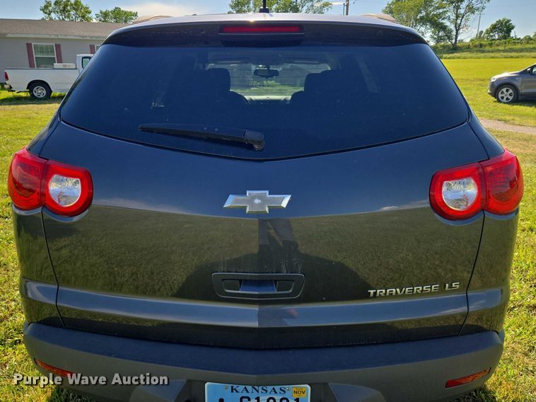 image for item EN8201 2012 Chevrolet Traverse LS SUV