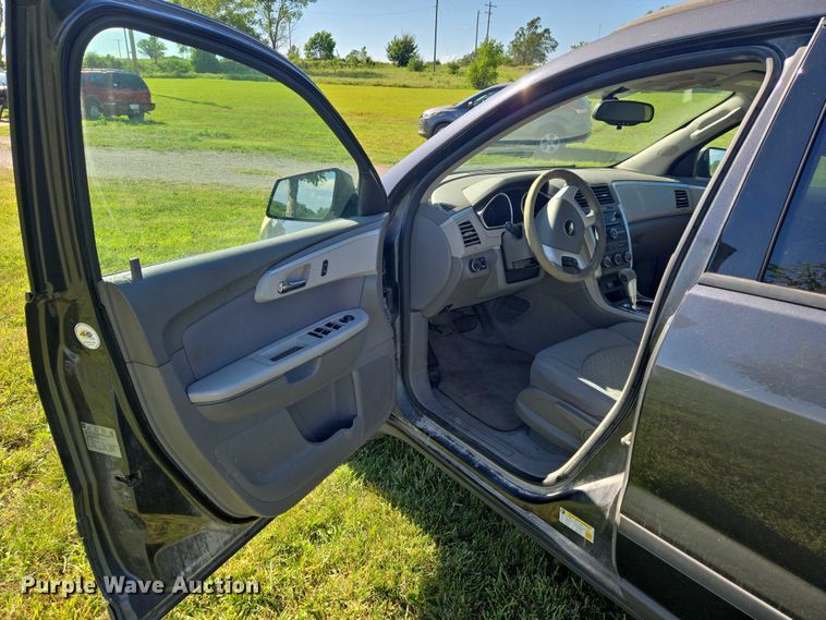 image for item EN8201 2012 Chevrolet Traverse LS SUV