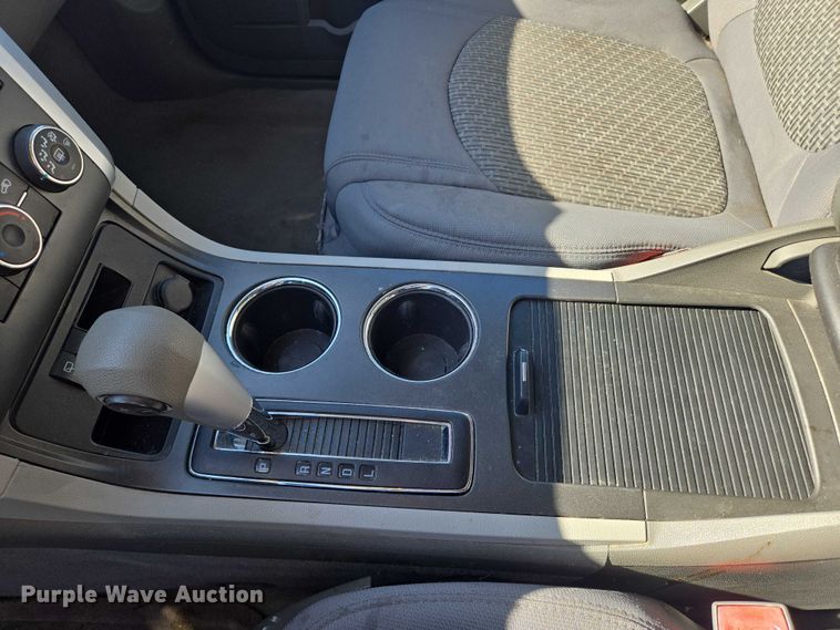 image for item EN8201 2012 Chevrolet Traverse LS SUV