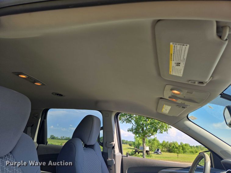 image for item EN8201 2012 Chevrolet Traverse LS SUV