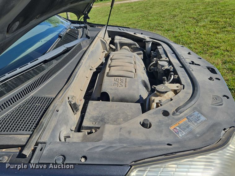 image for item EN8201 2012 Chevrolet Traverse LS SUV