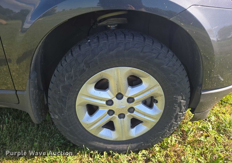 image for item EN8201 2012 Chevrolet Traverse LS SUV