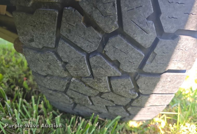 image for item EN8201 2012 Chevrolet Traverse LS SUV