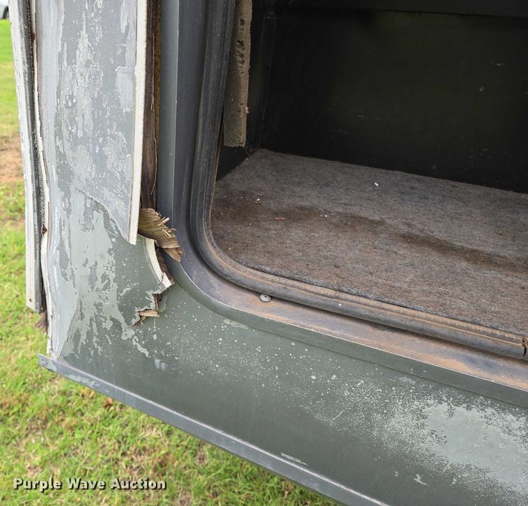 image for item EN8203 1996 Freightliner RV