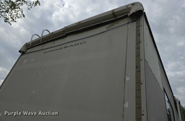 image for item EN8203 1996 Freightliner RV