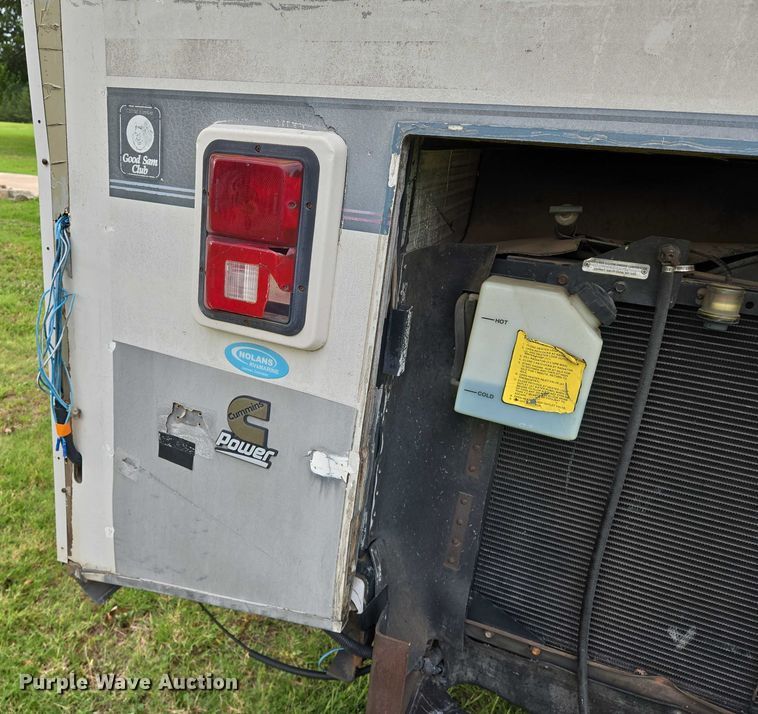 image for item EN8203 1996 Freightliner RV