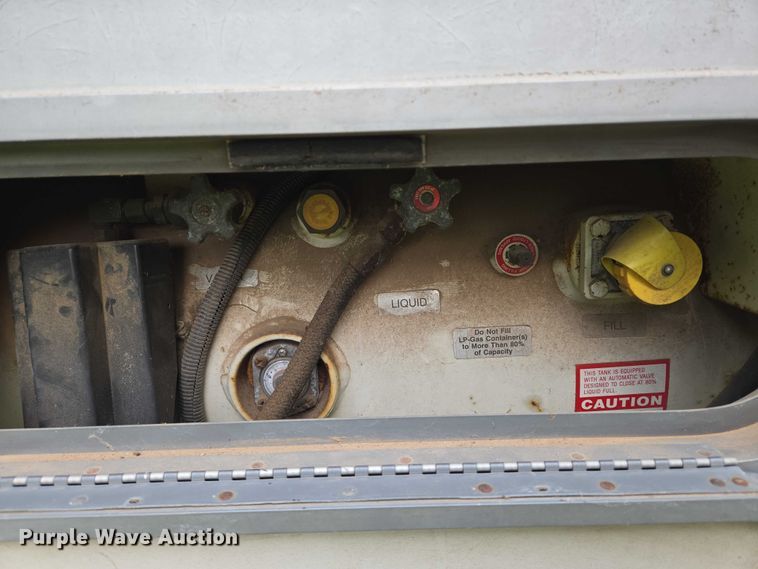 image for item EN8203 1996 Freightliner RV