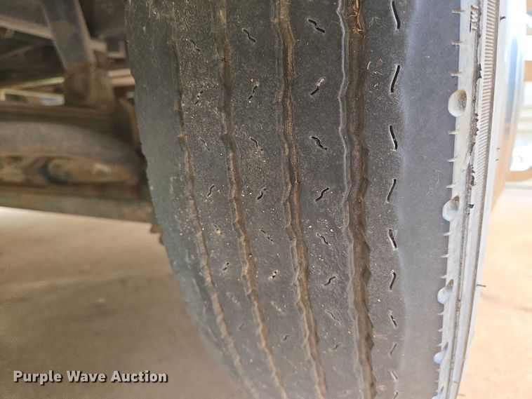 image for item EN8203 1996 Freightliner RV