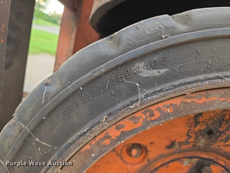 image for item EN8204 Allis-Chalmers FT 80 forklift