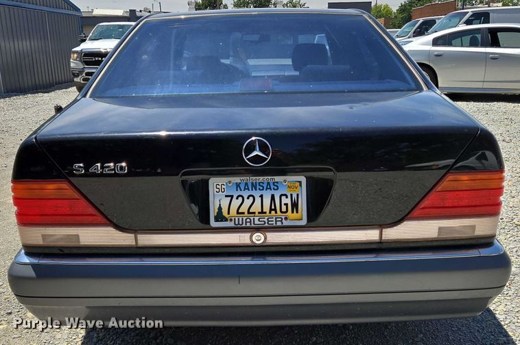 image for item EN8211 1996 Mercedes-Benz  S420 