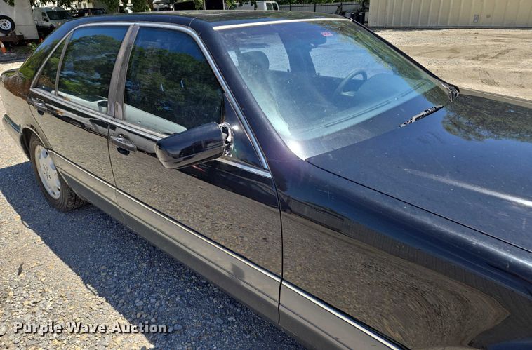 image for item EN8211 1996 Mercedes-Benz  S420 