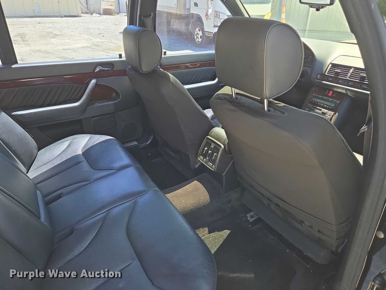 image for item EN8211 1996 Mercedes-Benz  S420 