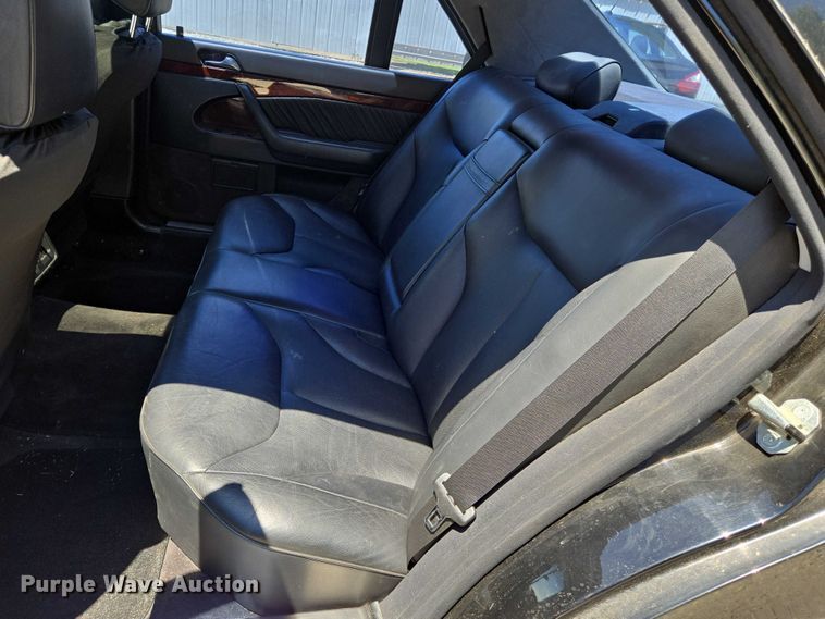 image for item EN8211 1996 Mercedes-Benz  S420 