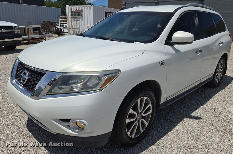 image for item EN8214 2013 Nissan Pathfinder SUV