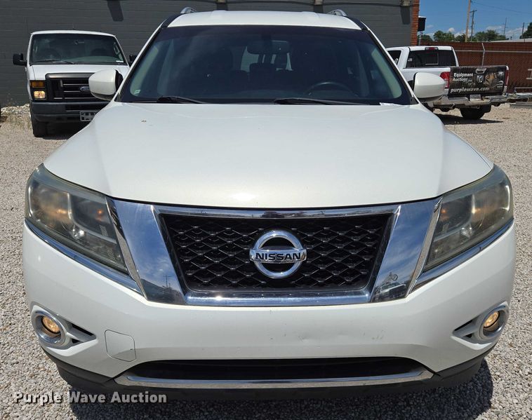 image for item EN8214 2013 Nissan Pathfinder SUV