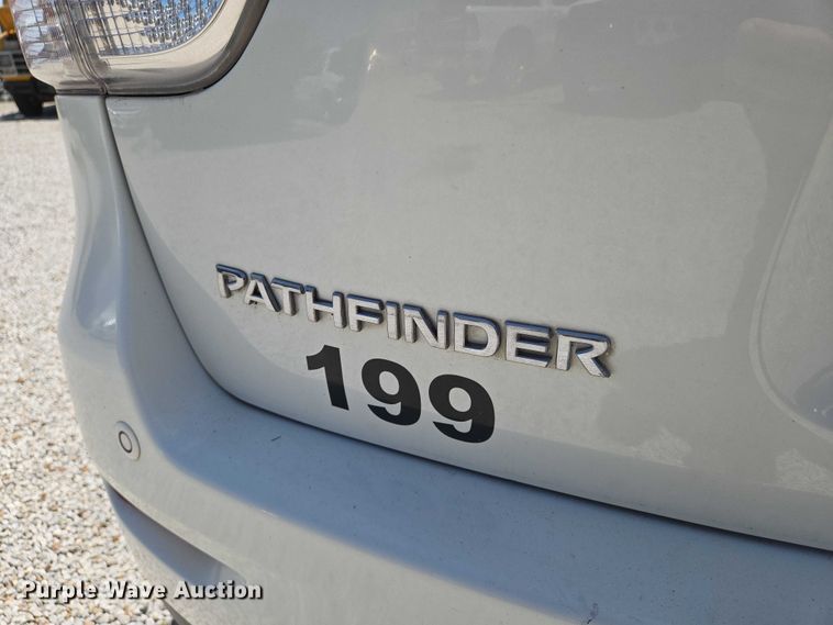 image for item EN8214 2013 Nissan Pathfinder SUV