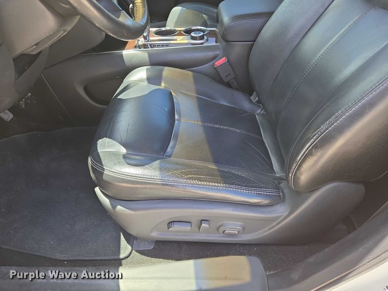 image for item EN8214 2013 Nissan Pathfinder SUV