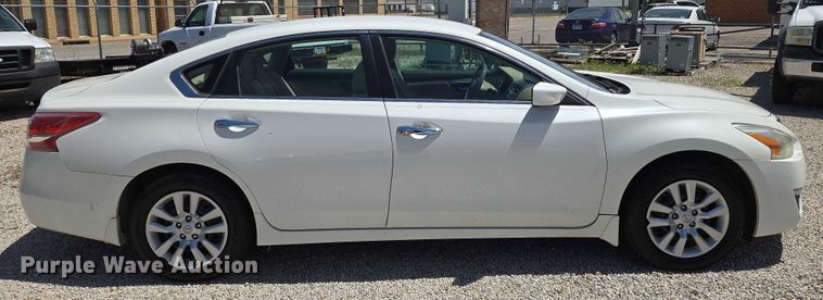 image for item EN8216 2013 Nissan Altima 