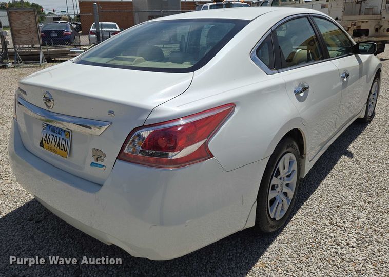 image for item EN8216 2013 Nissan Altima 