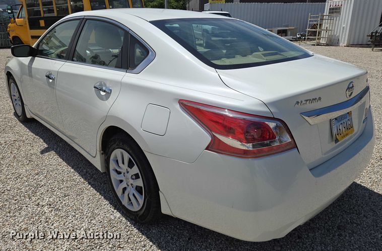 image for item EN8216 2013 Nissan Altima 