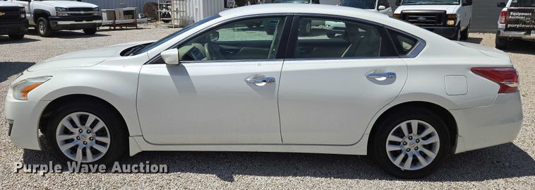 image for item EN8216 2013 Nissan Altima 