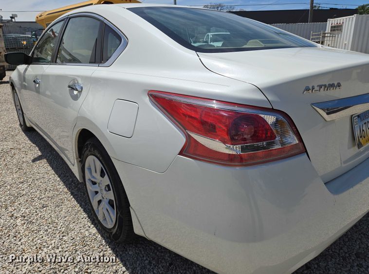 image for item EN8216 2013 Nissan Altima 