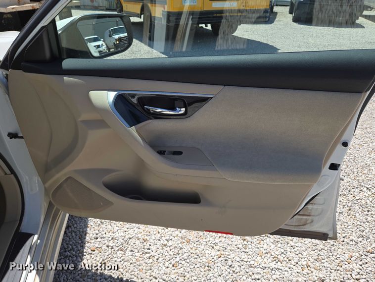 image for item EN8216 2013 Nissan Altima 