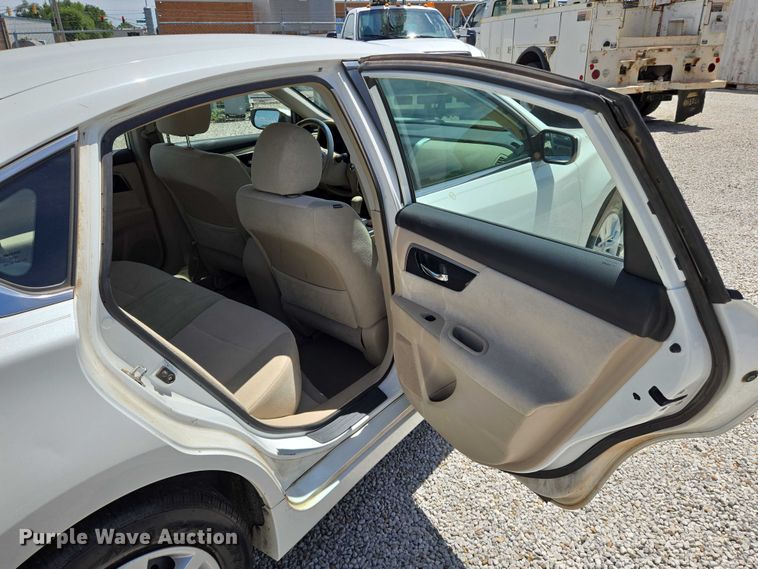 image for item EN8216 2013 Nissan Altima 