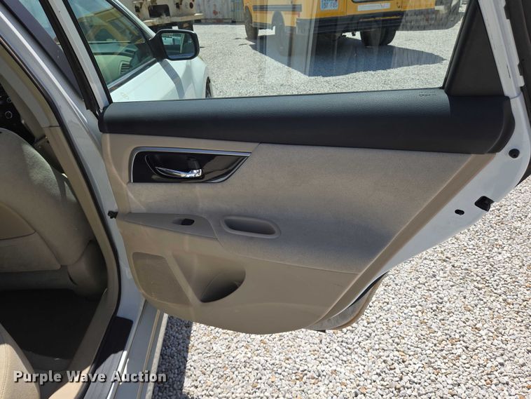 image for item EN8216 2013 Nissan Altima 