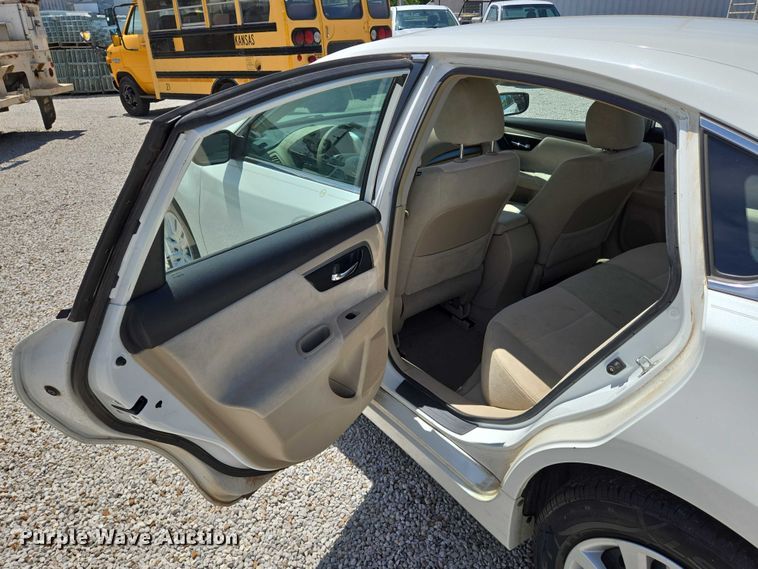 image for item EN8216 2013 Nissan Altima 