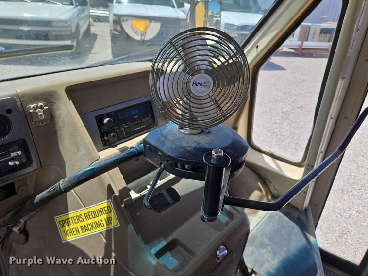 image for item EN8218 1996 Blue Bird school bus