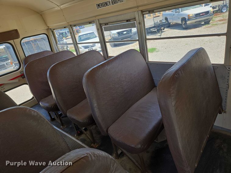 image for item EN8218 1996 Blue Bird school bus