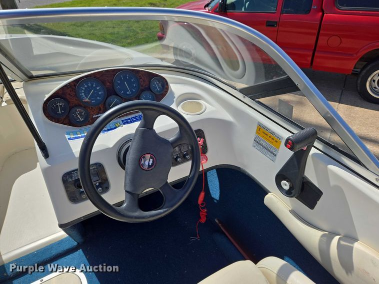 image for item EN8221 1996 Sunbird Spirit 170 boat