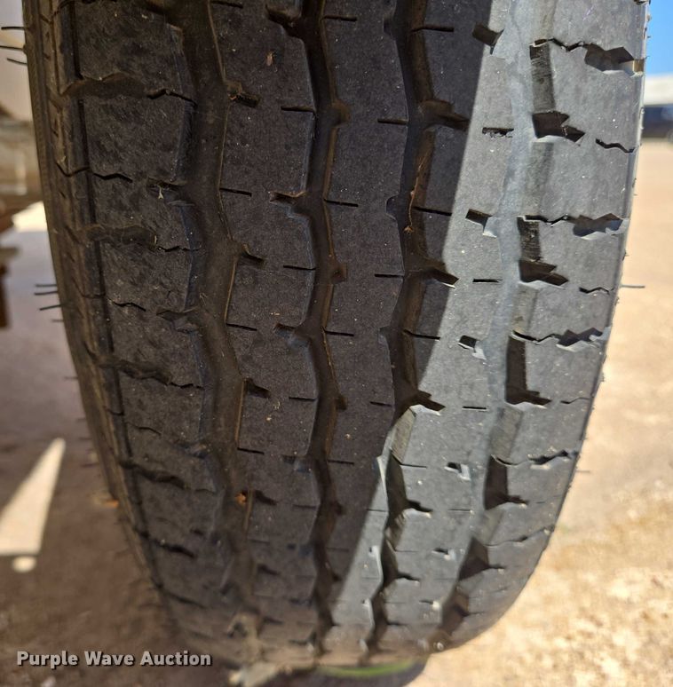 image for item EN8221 1996 Sunbird Spirit 170 boat