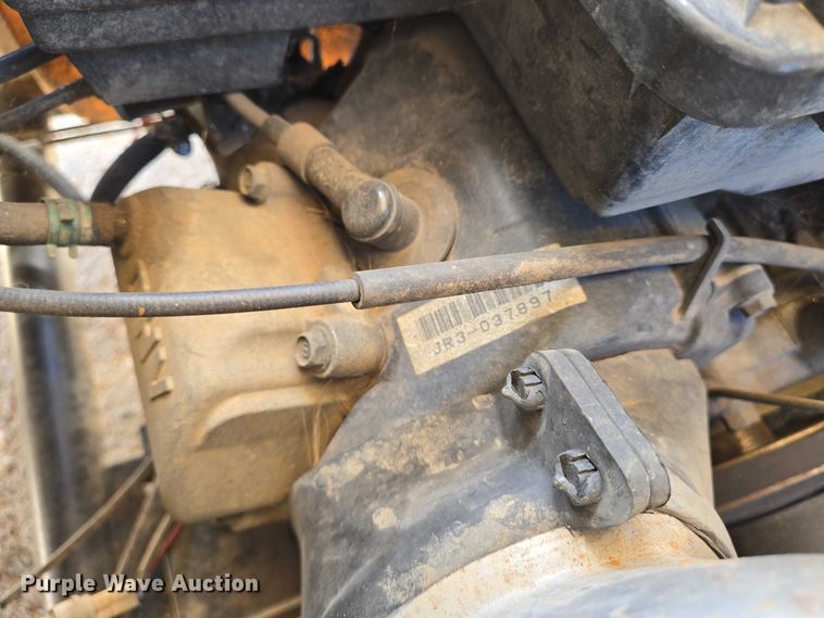 image for item EN8223 Yamaha golf cart