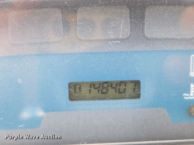 image for item EN8225 2001 Toyota 7FGU25 forklift