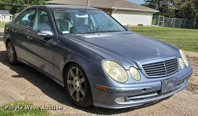 image for item EO1065 2004 Mercedes-Benz E500 
