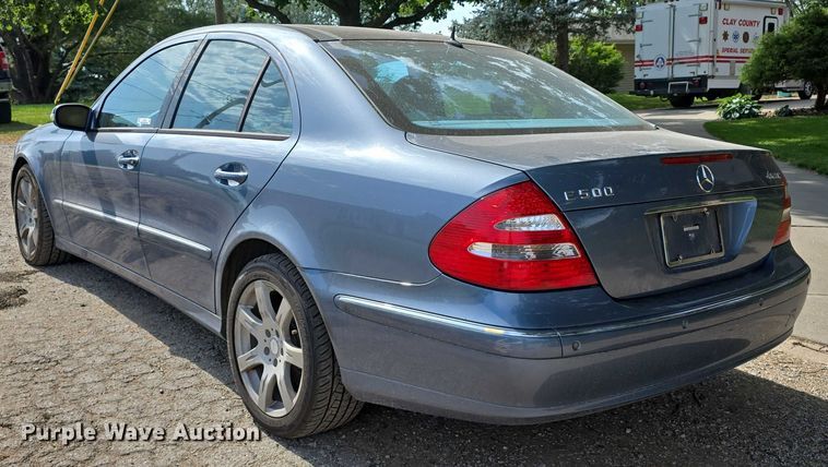 image for item EO1065 2004 Mercedes-Benz E500 