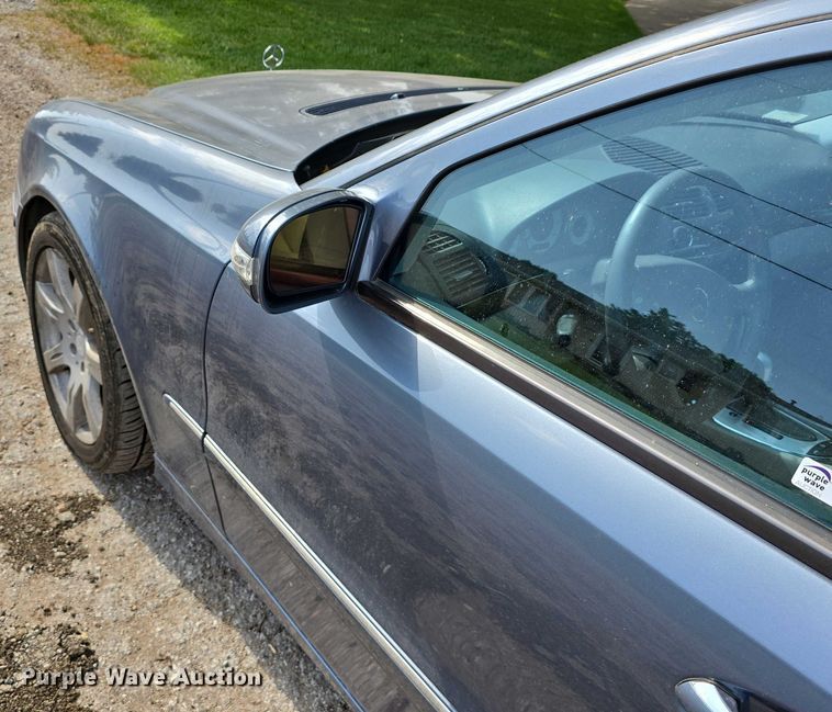 image for item EO1065 2004 Mercedes-Benz E500 
