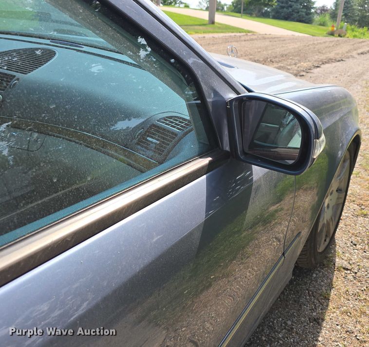 image for item EO1065 2004 Mercedes-Benz E500 