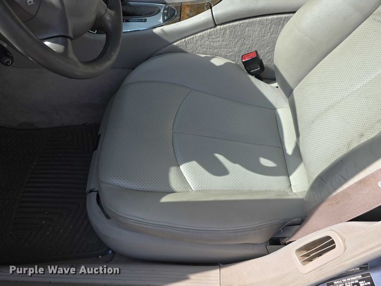 image for item EO1065 2004 Mercedes-Benz E500 