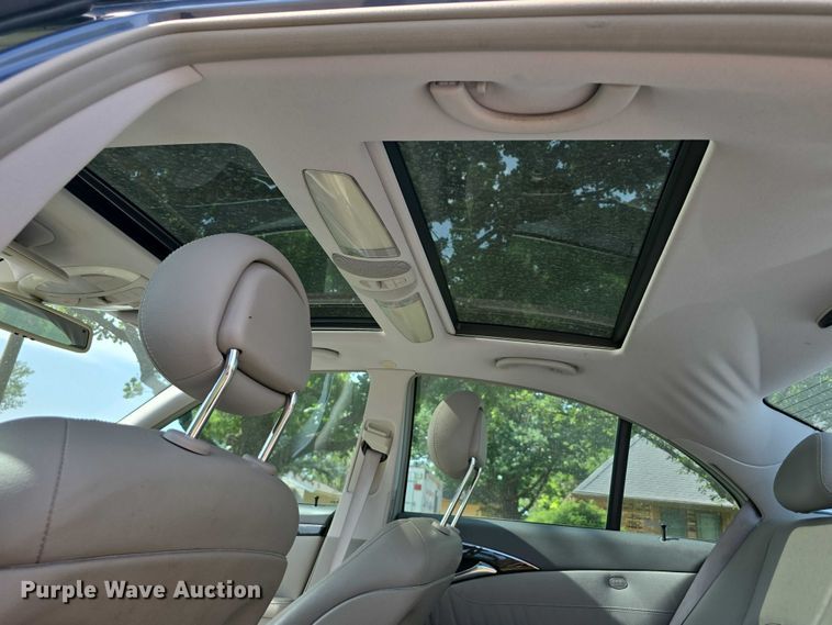 image for item EO1065 2004 Mercedes-Benz E500 