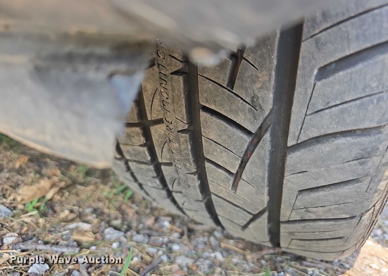 image for item EO1065 2004 Mercedes-Benz E500 